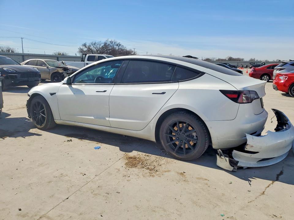 76545125 :رقم المزاد ، 5YJ3E1EB8NF206075 vin ، 2022 Tesla Model 3 مزاد بيع