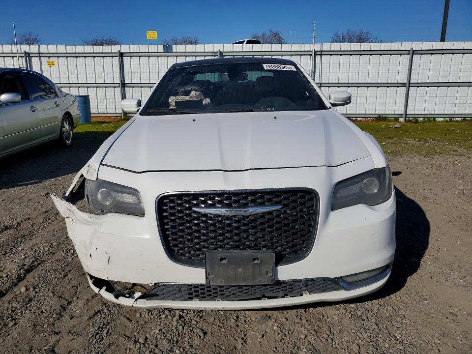 Продажа на аукционе авто 2018 Chrysler 300, vin: 2C3CCABG9JH141204, номер лота: 76050945