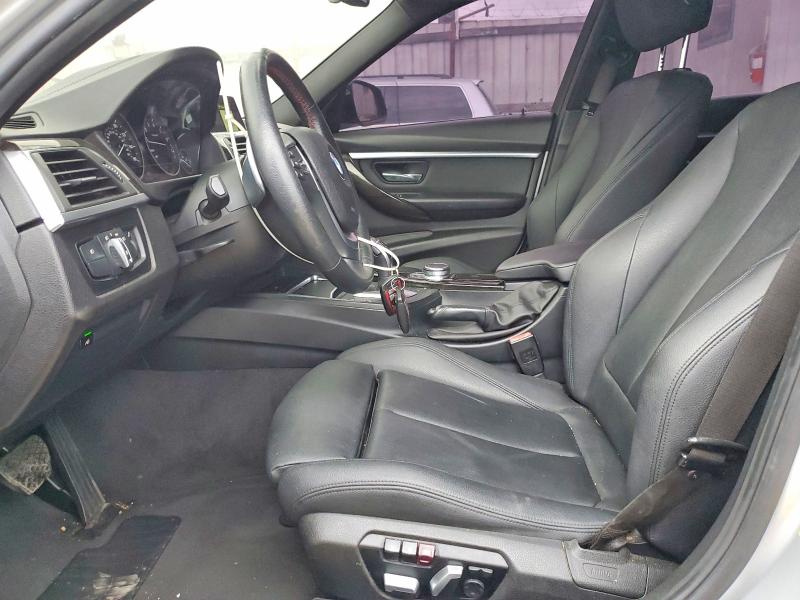 76874675 :رقم المزاد ، WBA8B9G57JNU99027 vin ، 2018 Bmw 330 مزاد بيع
