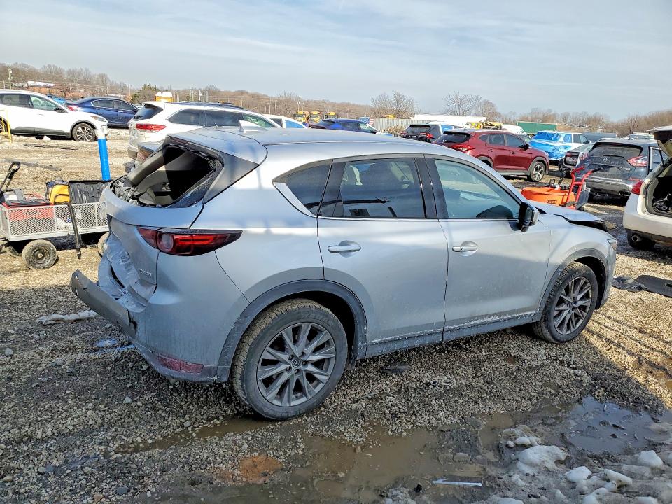 Aukcja sprzedaży 2021 Mazda Cx-5, vin: JM3KFBDM1M1319849, numer aukcji: 76694695