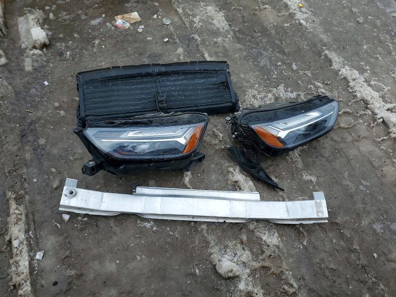 2021 Audi Q5 მანქანა იყიდება აუქციონზე, vin: WA1BAAFY8M2091824, აუქციონის ნომერი: 76823655