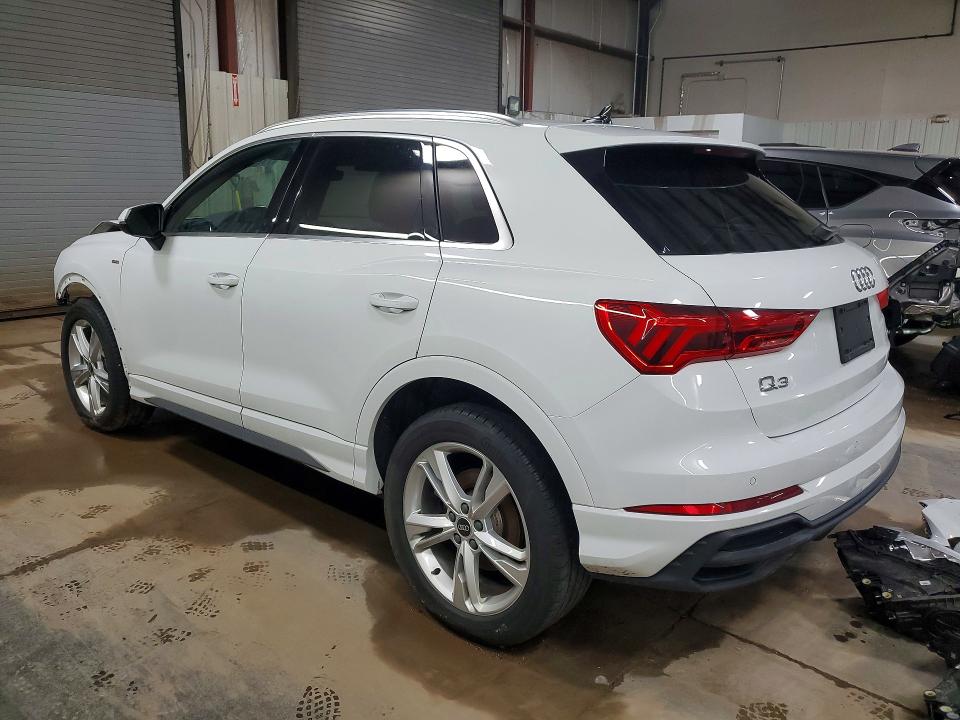 2023 Audi Q3 მანქანა იყიდება აუქციონზე, vin: WA1DECF37P1107597, აუქციონის ნომერი: 79235965