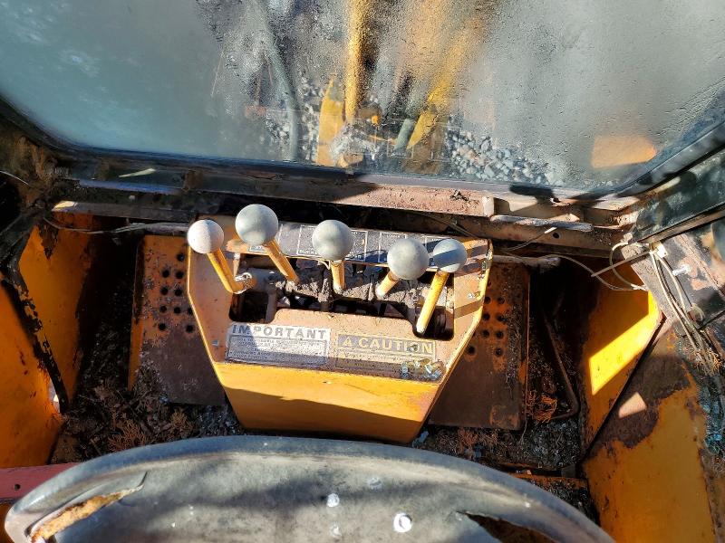 74360815 :رقم المزاد ، 5354082 vin ، 1980 Case 580c مزاد بيع