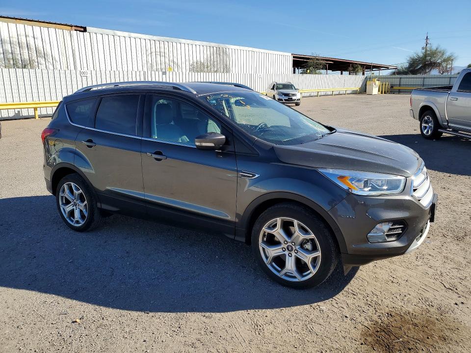Auction sale of the 2019 Ford Escape, vin: 1FMCU9J93KUC29654, lot number: 76254105
