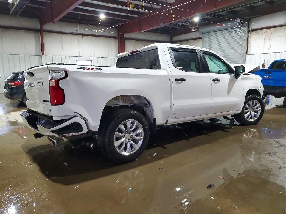 77601555 :رقم المزاد ، 3GCUYBEF1KG102859 vin ، 2019 Chevrolet Silverado مزاد بيع