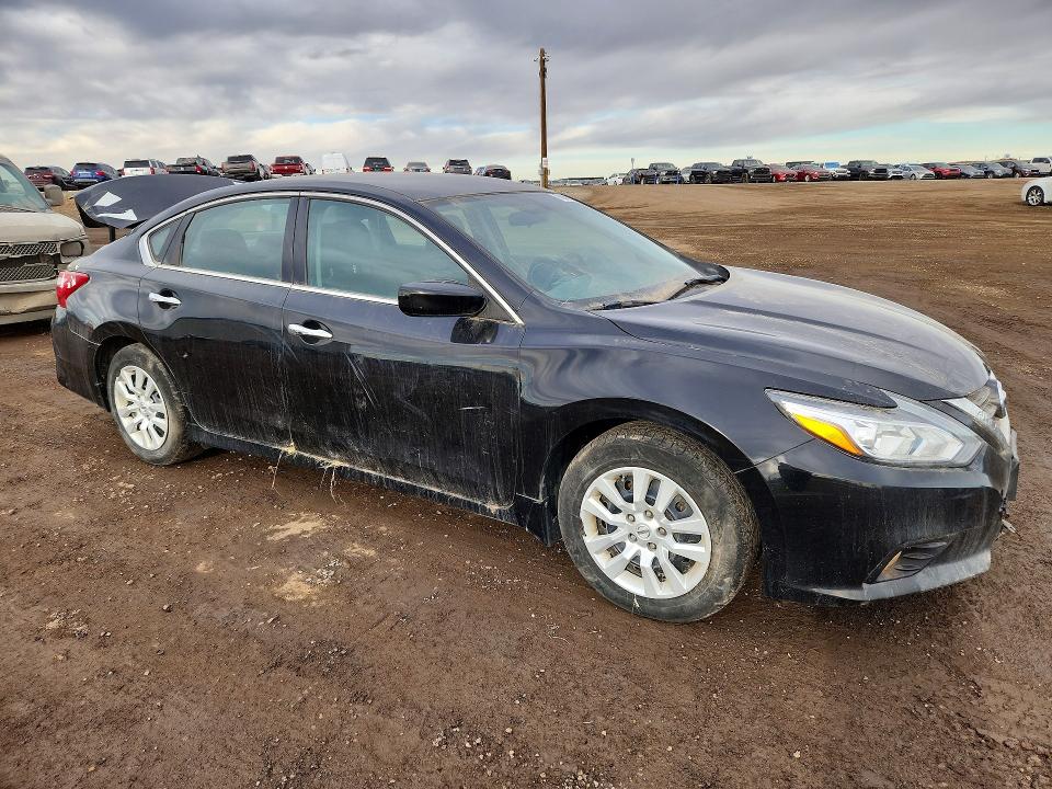 Продажа на аукционе авто 2017 Nissan Altima 2.5, vin: 1N4AL3AP0HN328662, номер лота: 76988245