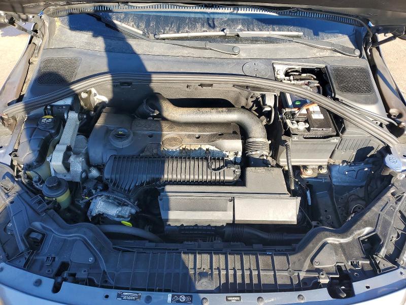 2016 Volvo S60 Cross მანქანა იყიდება აუქციონზე, vin: YV4612UM1G2000732, აუქციონის ნომერი: 77351035