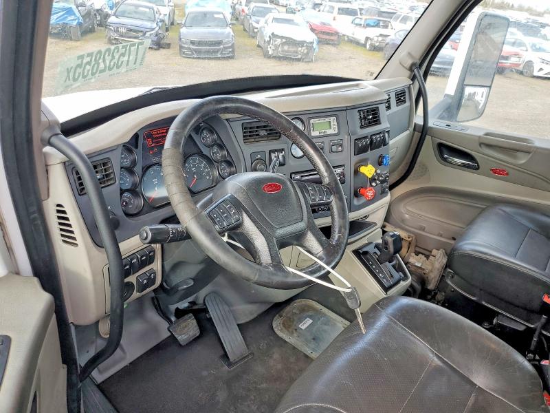 77532855 :رقم المزاد ، 1XPBA48X6JD478334 vin ، 2018 Peterbilt 579 مزاد بيع