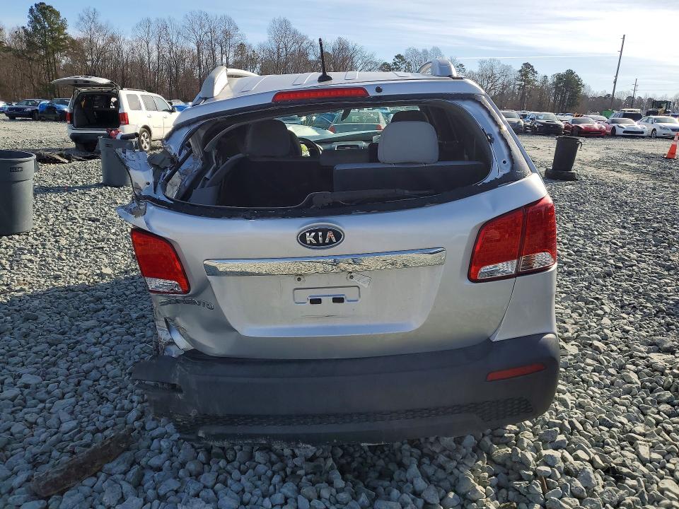 2012 Kia Sorento მანქანა იყიდება აუქციონზე, vin: 5XYKTDA2XCG287613, აუქციონის ნომერი: 78829095