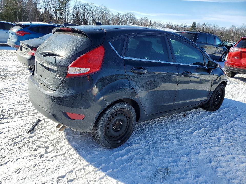 75045655 :رقم المزاد ، 3FADP4FJ5CM127595 vin ، 2012 Ford Fiesta مزاد بيع