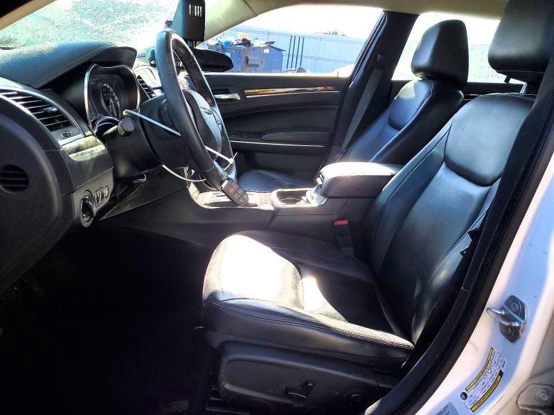 2015 Chrysler 300 მანქანა იყიდება აუქციონზე, vin: 2C3CCARG9FH831001, აუქციონის ნომერი: 76999105