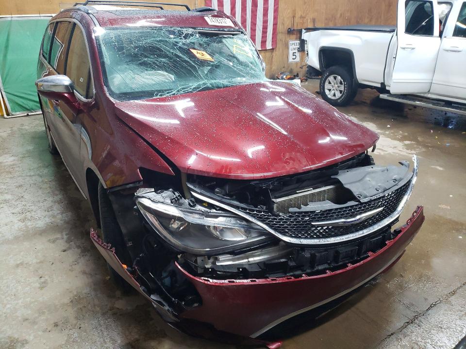 Продаж на аукціоні авто 2020 Chrysler Pacifica, vin: 2C4RC1GGXLR284366, номер лоту: 74783125