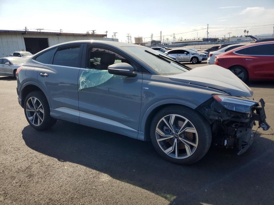 2023 Audi Q4 E-tron მანქანა იყიდება აუქციონზე, vin: WA132BFZ3PP047950, აუქციონის ნომერი: 75967095