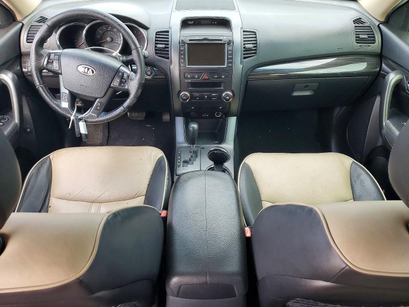2011 Kia Sorento მანქანა იყიდება აუქციონზე, vin: 5XYKU4A28BG086823, აუქციონის ნომერი: 77706425
