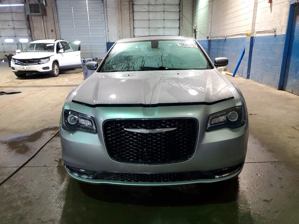 Aukcja sprzedaży 2015 Chrysler 300, vin: 2C3CCABG8FH922545, numer aukcji: 76844625