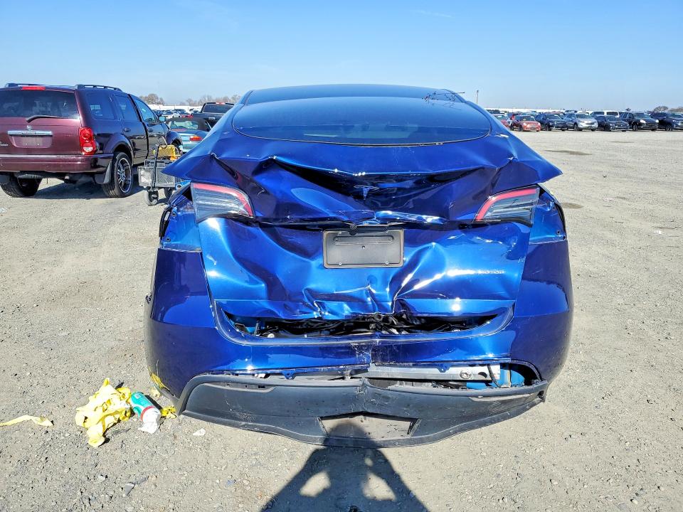 2023 Tesla Model Y მანქანა იყიდება აუქციონზე, vin: 7SAYGDEE9PF631421, აუქციონის ნომერი: 75788795