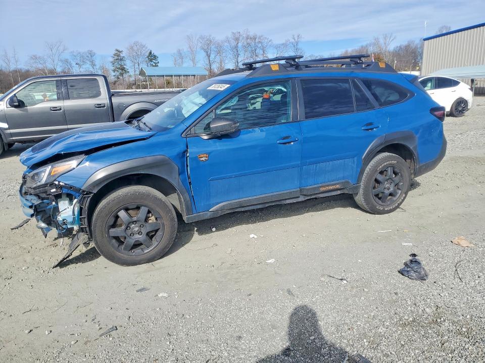 76126345 :رقم المزاد ، 4S4BTGUD1P3218717 vin ، 2023 Subaru Outback مزاد بيع