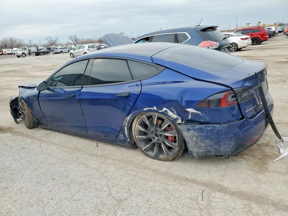 2018 Tesla Model S მანქანა იყიდება აუქციონზე, vin: 5YJSA1E44JF300182, აუქციონის ნომერი: 77900655