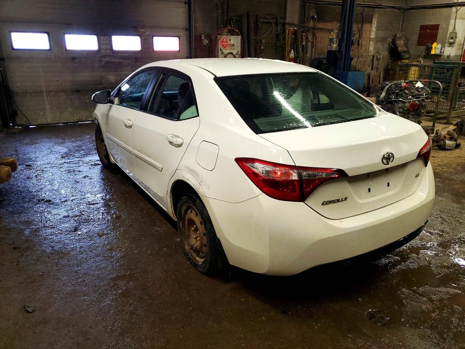 73680365 :رقم المزاد ، 2T1BURHE5FC232948 vin ، 2015 Toyota Corolla مزاد بيع