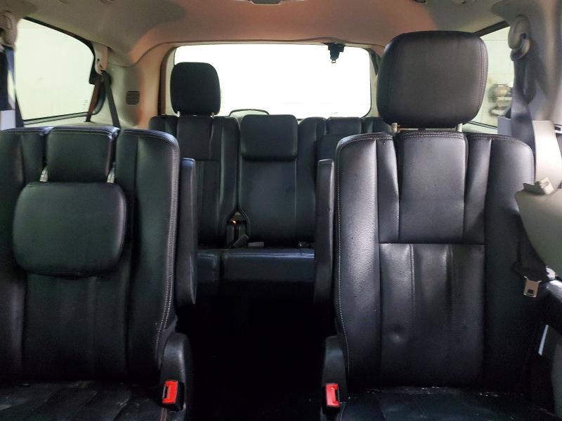78441765 :رقم المزاد ، 2C4RC1AG0FR676737 vin ، 2015 Chrysler Town & Country مزاد بيع