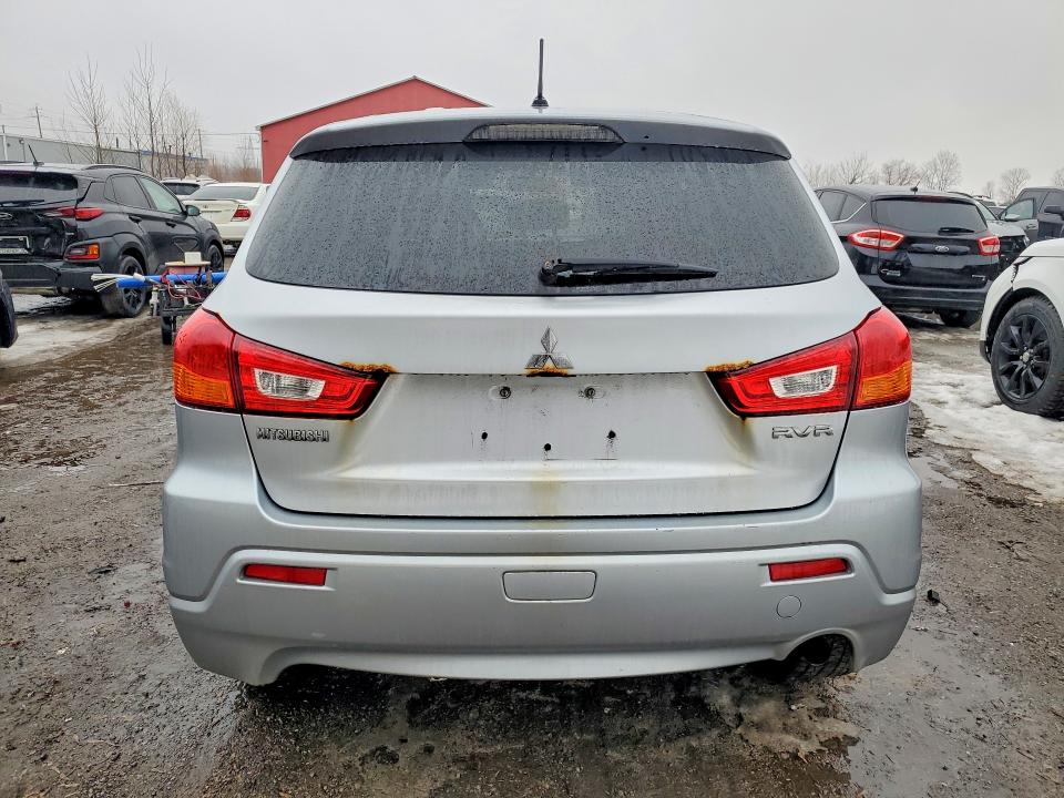 76951915 :رقم المزاد ، JA4AH3AU1BZ607081 vin ، 2011 Mitsubishi Rvr مزاد بيع