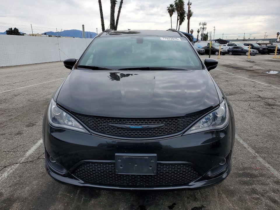 77923975 :رقم المزاد ، 2C4RC1N78LR257881 vin ، 2020 Chrysler Pacifica مزاد بيع