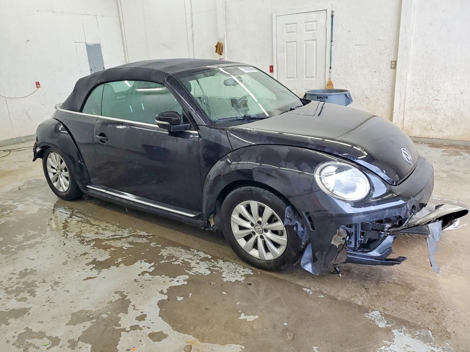 Auction sale of the 2018 Volkswagen Beetle, vin: 3VW5DAAT3JM515143, lot number: 77673995