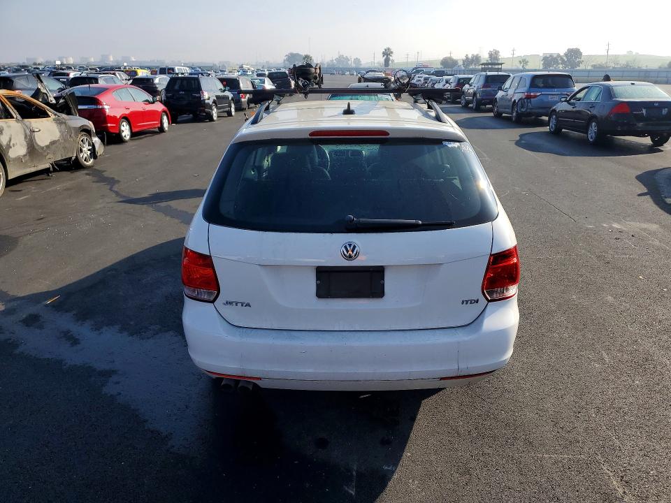 2013 Volkswagen Jetta მანქანა იყიდება აუქციონზე, vin: 3VWPL7AJ2DM695829, აუქციონის ნომერი: 76152255