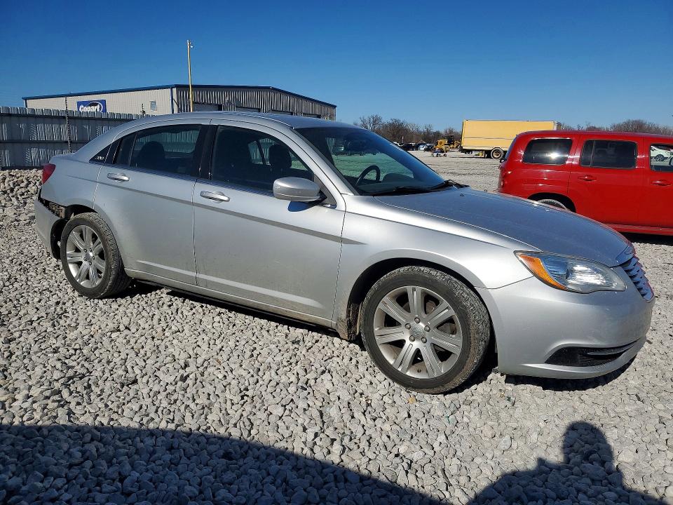 78340385 :رقم المزاد ، 1C3CCBBG5CN276857 vin ، 2012 Chrysler 200 مزاد بيع