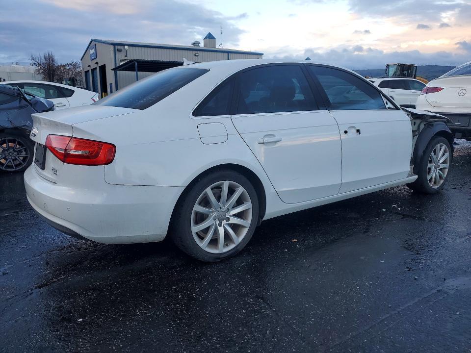 2013 Audi A4 მანქანა იყიდება აუქციონზე, vin: WAUFFAFL3DN028980, აუქციონის ნომერი: 74138595