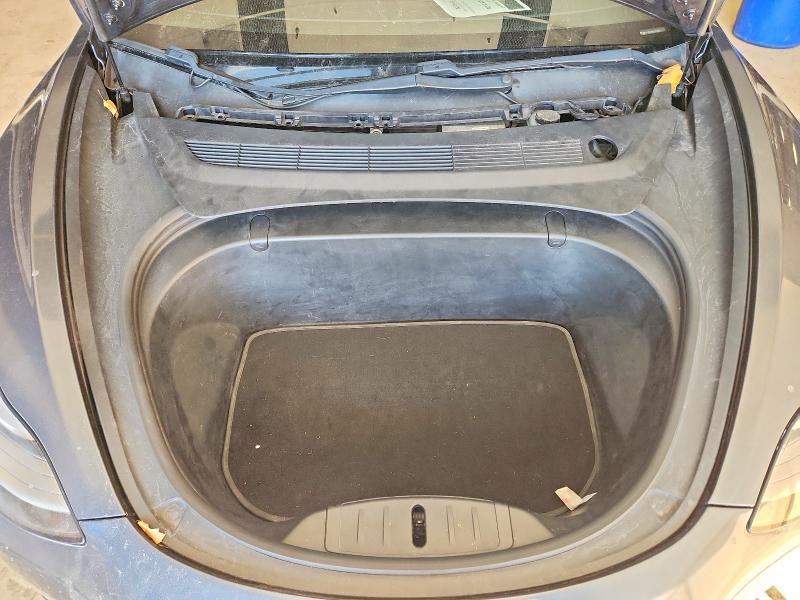 Продажа на аукционе авто 2018 Tesla Model 3, vin: 5YJ3E1EB6JF116823, номер лота: 76277275