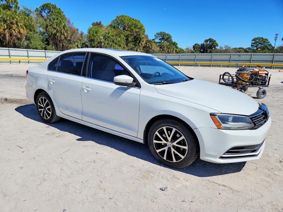 Продаж на аукціоні авто 2017 Volkswagen Jetta, vin: 3VWDB7AJXHM235278, номер лоту: 78687305