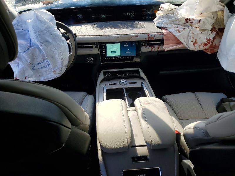 Продажа на аукционе авто 2025 Lincoln Navigator, vin: 5LMJJ2LG8SEL11602, номер лота: 55607696