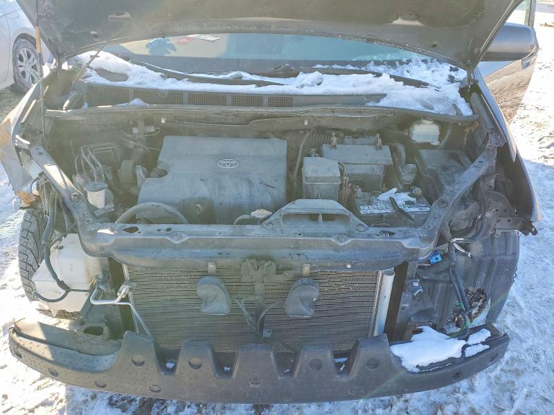 Продажа на аукционе авто 2014 Toyota Sienna, vin: 5TDKK3DC4ES453907, номер лота: 74454535
