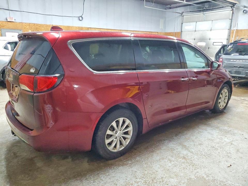 76901325 :رقم المزاد ، 2C4RC1FG1JR295299 vin ، 2018 Chrysler Pacifica مزاد بيع