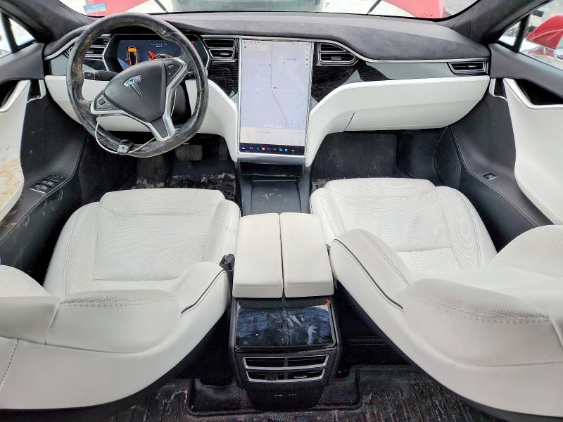 77076285 :رقم المزاد ، 5YJSA1E28HF180167 vin ، 2017 Tesla Model S مزاد بيع