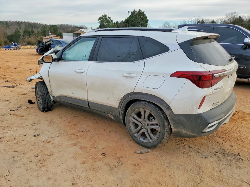Продажа на аукционе авто 2022 Kia Seltos, vin: KNDEU2AA9N7339769, номер лота: 77402275