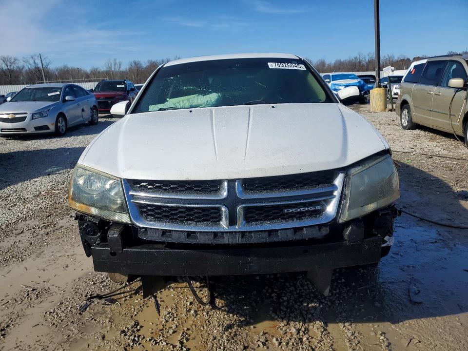 76926045 :رقم المزاد ، 1C3CDZCB0CN148065 vin ، 2012 Dodge Avenger مزاد بيع