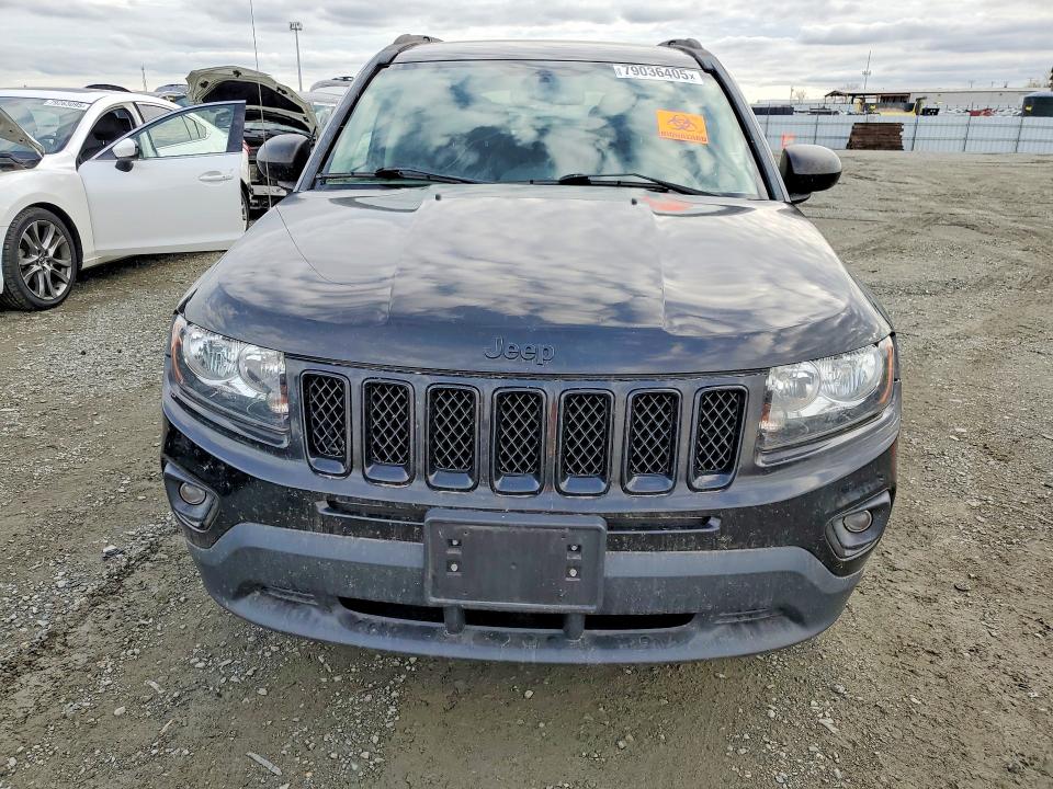 79036405 :رقم المزاد ، 1C4NJCBA5FD334908 vin ، 2015 Jeep Compass مزاد بيع