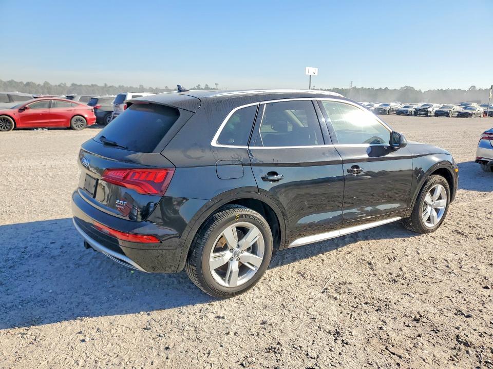 77626745 :رقم المزاد ، WA1BNAFY5J2106506 vin ، 2018 Audi Q5 مزاد بيع