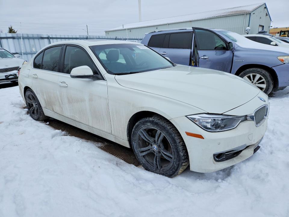 2014 Bmw 328 მანქანა იყიდება აუქციონზე, vin: WBA3B3C50EJ979162, აუქციონის ნომერი: 76739165
