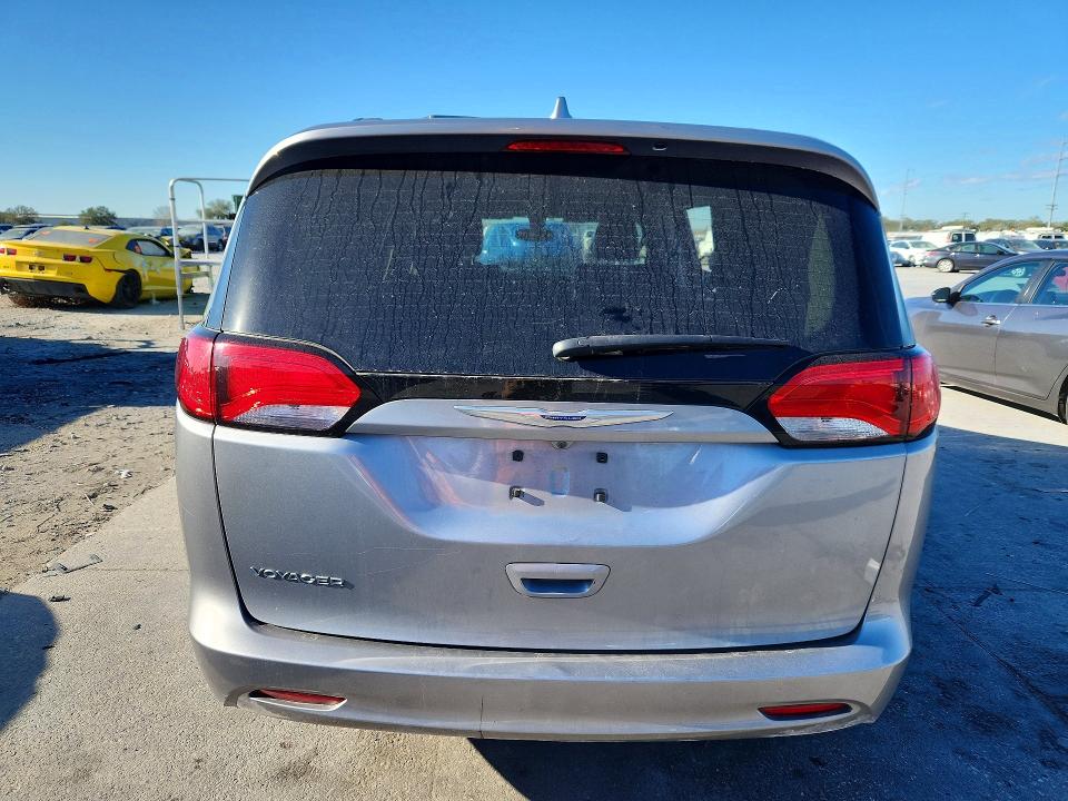 2020 Chrysler Voyager მანქანა იყიდება აუქციონზე, vin: 2C4RC1DG6LR260828, აუქციონის ნომერი: 75453105