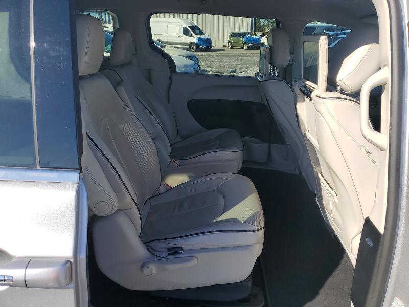 76069595 :رقم المزاد ، 2C4RC1N79HR684994 vin ، 2017 Chrysler Pacifica مزاد بيع
