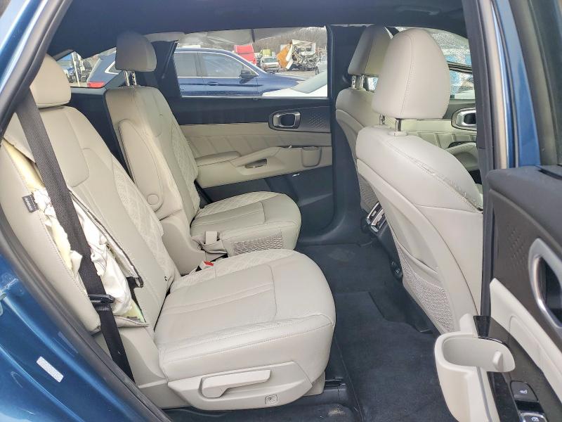 Продажа на аукционе авто 2025 Kia Sorento, vin: KNDRKDJG8S5397760, номер лота: 77932645