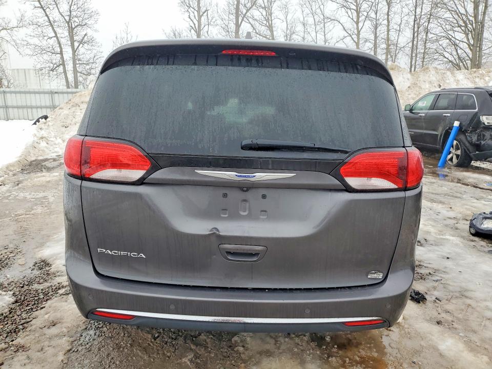 Продажа на аукционе авто 2018 Chrysler Pacifica, vin: 2C4RC1EG0JR330772, номер лота: 76929015