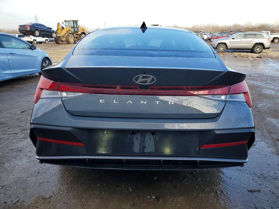 Продажа на аукционе авто 2024 Hyundai Elantra, vin: KMHLM4DG0RU765131, номер лота: 76549595