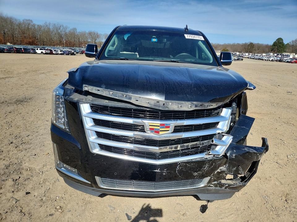 2017 Cadillac Escalade მანქანა იყიდება აუქციონზე, vin: 1GYS3BKJ4HR330579, აუქციონის ნომერი: 77934115