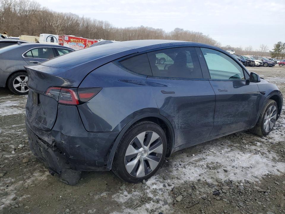 Продажа на аукционе авто 2023 Tesla Model Y, vin: 7SAYGDED9PF960661, номер лота: 76111295