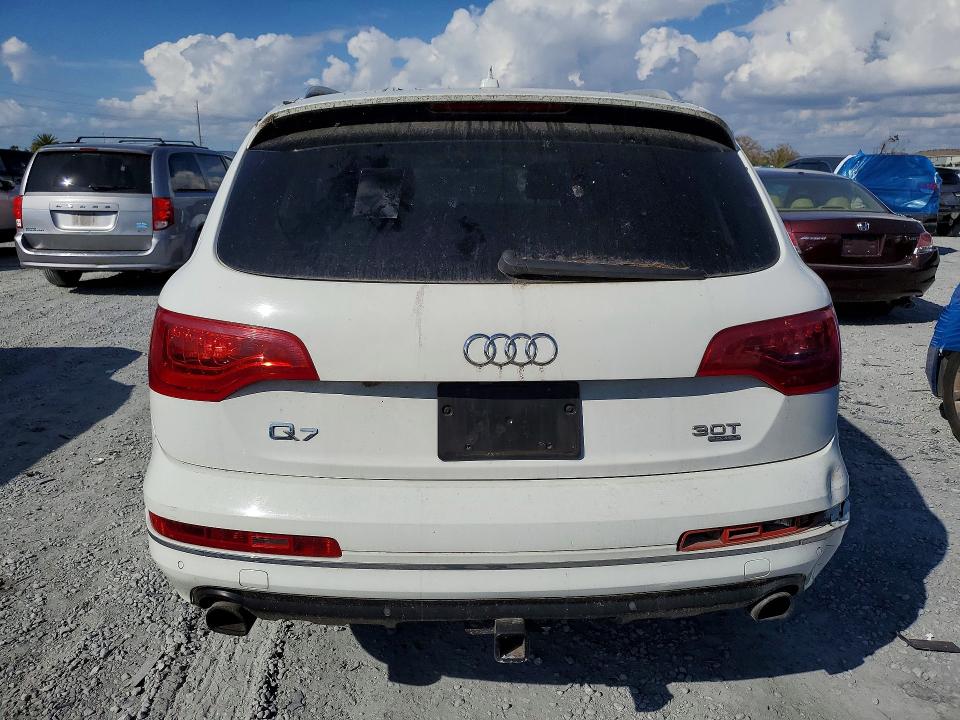 2015 Audi Q7 მანქანა იყიდება აუქციონზე, vin: WA1LGAFE5FD001013, აუქციონის ნომერი: 77323255