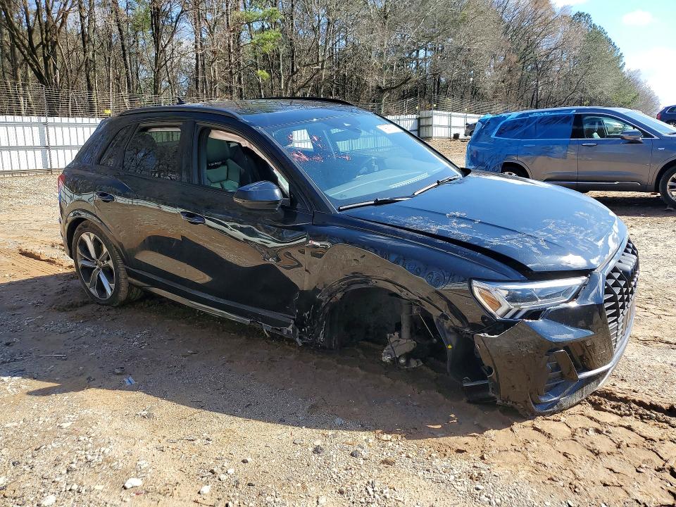 79000725 :رقم المزاد ، WA1EECF39N1145527 vin ، 2022 Audi Q3 مزاد بيع